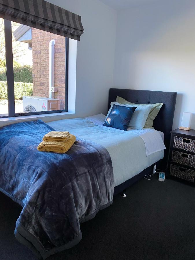 Unique Equestrian Lifestyle Bed & Breakfast Tamahere Exterior photo